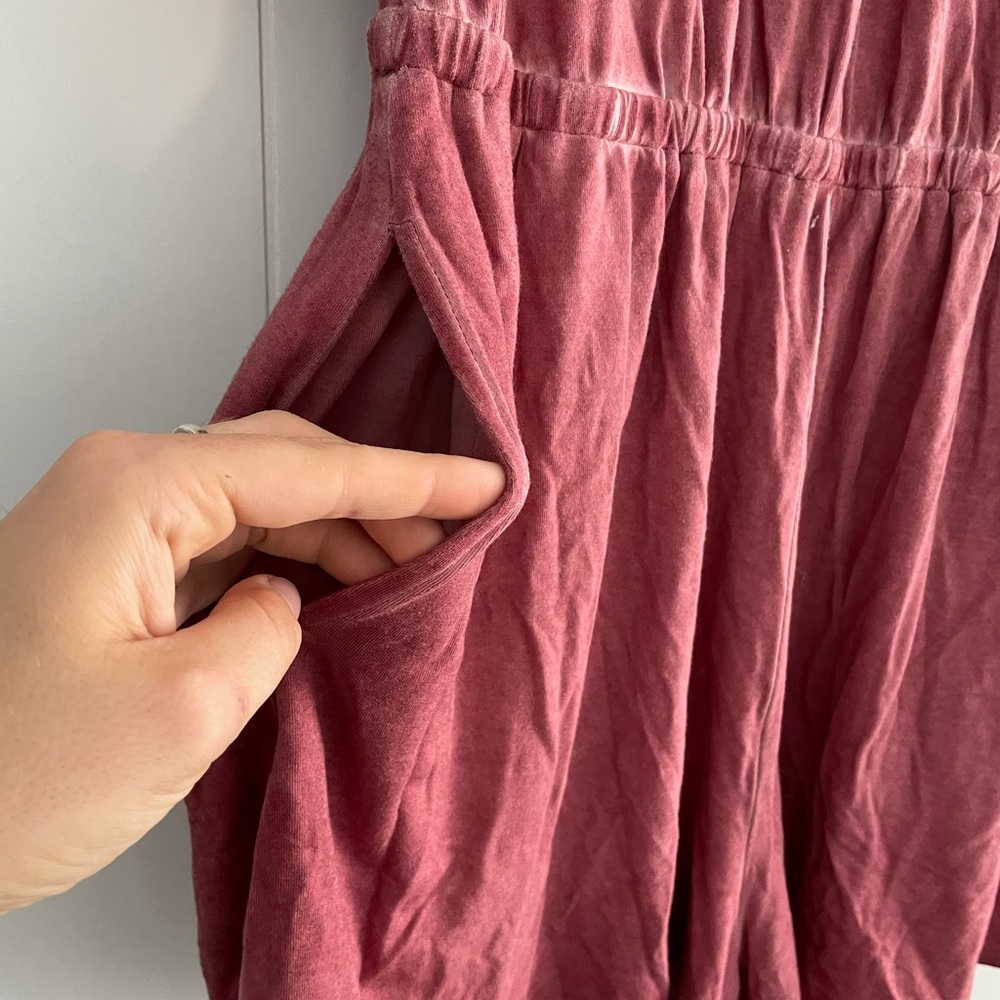 AE romper - Picture 2 of 4
